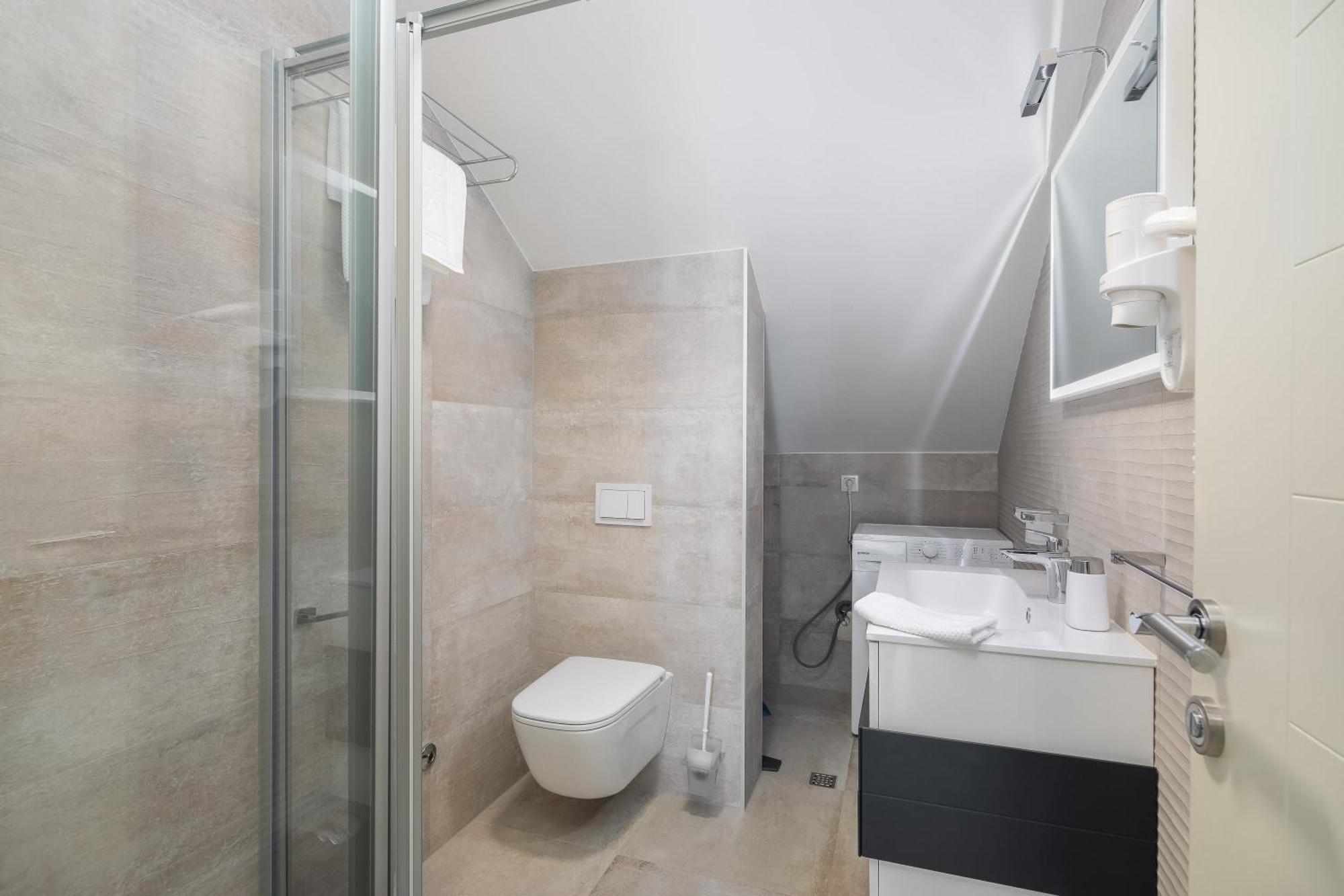Potter - Penthouse With Sea View & 2 Parking Places Promajna Exterior photo